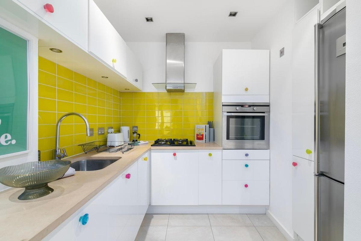 Near Highbury Islington Station With Private Garden Appartamento